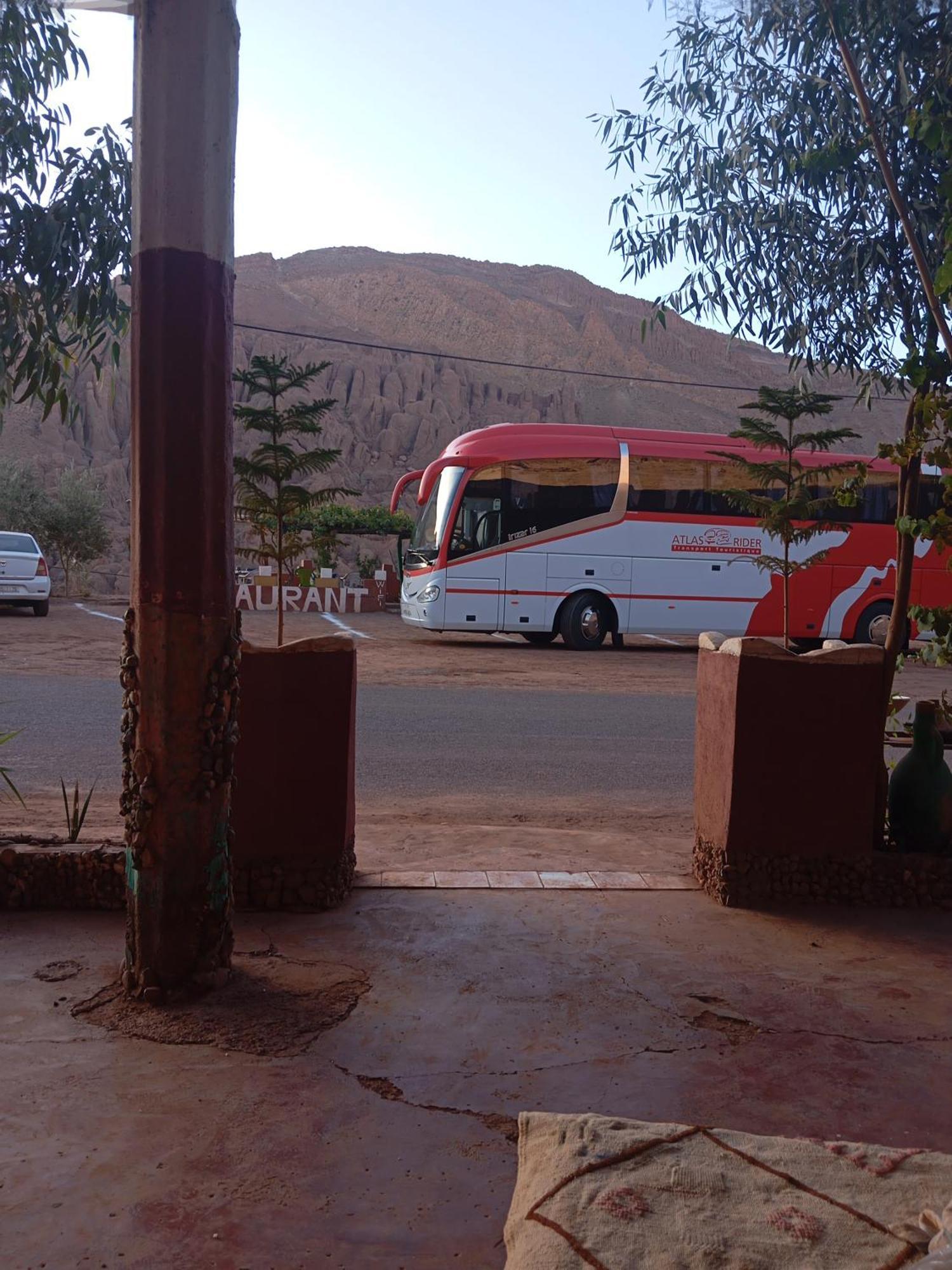 Chez Aicha Hotel Boumalne Quarto foto